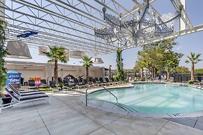 Lorenzo Hotel Dallas, Tapestry Collection by Hilton