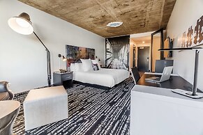 Lorenzo Hotel Dallas, Tapestry Collection by Hilton