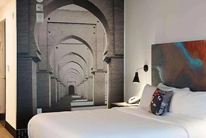 Lorenzo Hotel Dallas, Tapestry Collection by Hilton