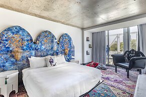 Lorenzo Hotel Dallas, Tapestry Collection by Hilton