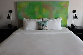Lorenzo Hotel Dallas, Tapestry Collection by Hilton