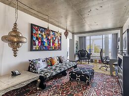 Lorenzo Hotel Dallas, Tapestry Collection by Hilton