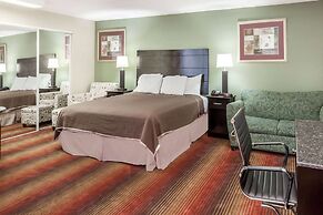 Howard Johnson Hotel by Wyndham Newark Airport