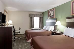 Howard Johnson Hotel by Wyndham Newark Airport