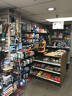 Howard Johnson Hotel by Wyndham Newark Airport