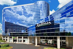 Radisson Hotel Vancouver Airport