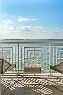 Baker's Cay Resort Key Largo, Curio Collection by Hilton