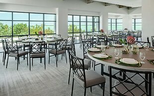 Baker's Cay Resort Key Largo, Curio Collection by Hilton