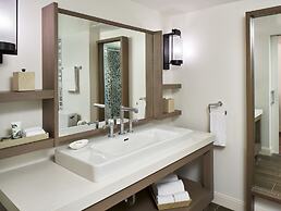 Baker's Cay Resort Key Largo, Curio Collection by Hilton