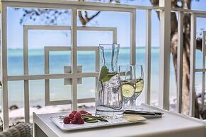 Baker's Cay Resort Key Largo, Curio Collection by Hilton