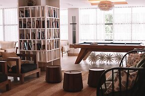 Baker's Cay Resort Key Largo, Curio Collection by Hilton