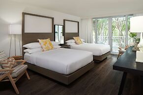 Baker's Cay Resort Key Largo, Curio Collection by Hilton