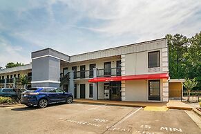 Econo Lodge Research Triangle Park