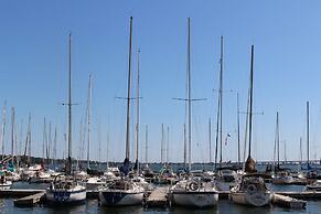 Holiday Inn Burlington Conference Centre by IHG