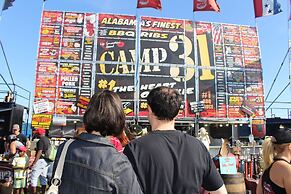 Holiday Inn Burlington Conference Centre by IHG