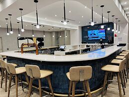 Holiday Inn Burlington Conference Centre by IHG