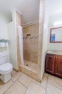 Dunes Inn & Suites