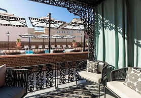 Mills House Charleston, Curio Collection by Hilton