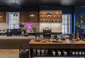 Mills House Charleston, Curio Collection by Hilton