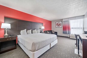 Ramada by Wyndham Sioux Falls Airport-Waterpark & Event Ctr