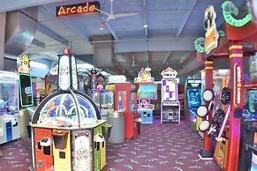 Ramada by Wyndham Sioux Falls Airport-Waterpark & Event Ctr