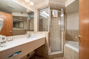 Ramada by Wyndham Sioux Falls Airport-Waterpark & Event Ctr