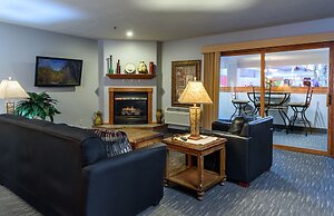 Ramada by Wyndham Sioux Falls Airport-Waterpark & Event Ctr