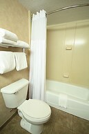 Ramada by Wyndham Sioux Falls Airport-Waterpark & Event Ctr