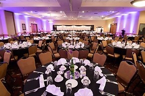 Ramada by Wyndham Sioux Falls Airport-Waterpark & Event Ctr