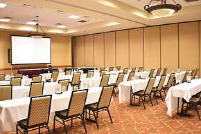 Ramada by Wyndham Sioux Falls Airport-Waterpark & Event Ctr