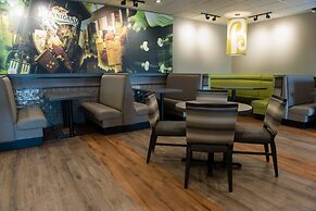 Holiday Inn Hotel & Suites Des Moines - Northwest by IHG