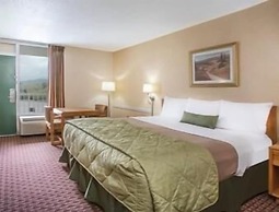 Ramada by Wyndham Wytheville