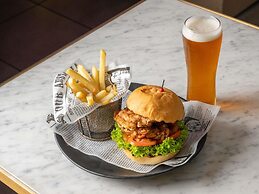 Pullman Sydney Hyde Park