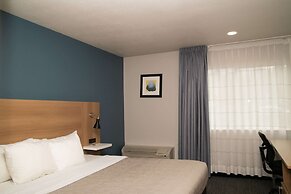 Quality Inn Portland Airport PDX