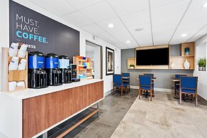 Holiday Inn Express Hopewell - Fort Lee Area by IHG