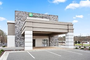 Holiday Inn Express Hopewell - Fort Lee Area by IHG