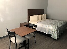 HomeTowne Studios San Antonio E - Frost Bank Center