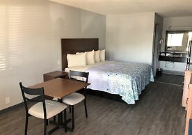 HomeTowne Studios San Antonio E - Frost Bank Center