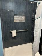 HomeTowne Studios San Antonio E - Frost Bank Center