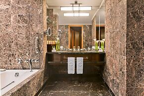 Shangri-La Far Eastern, Taipei