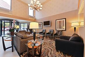 Comfort Inn & Suites Alexandria West