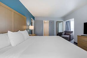 Comfort Inn & Suites Alexandria West