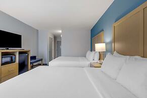Comfort Inn & Suites Alexandria West