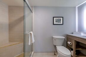 Comfort Inn & Suites Alexandria West