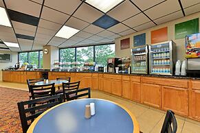 Comfort Inn & Suites Alexandria West