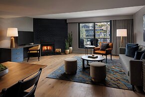 Kananaskis Mountain Lodge, Autograph Collection