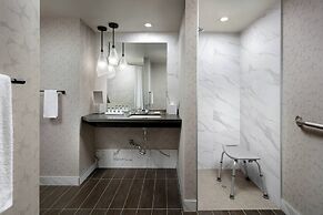 Kananaskis Mountain Lodge, Autograph Collection