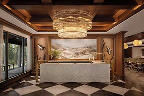 Kananaskis Mountain Lodge, Autograph Collection