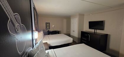 Super 8 by Wyndham Austin South / I-35