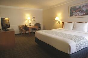 Super 8 by Wyndham Austin South / I-35